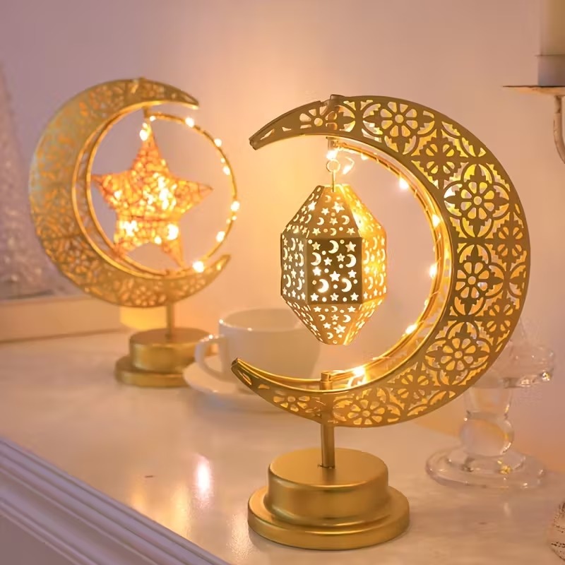 Led Moon Lamp - ラマダンLEDナイトライト回転式鉄製月と星 イード・ムバラク装飾 中東の家庭用テーブルフェスティバル装飾ランプ ﻿