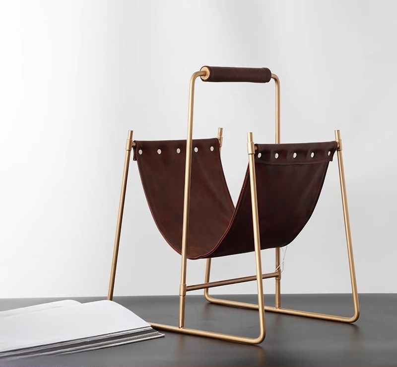 ライトラグジュアリーのソフトデコレーション、錬鉄製ブラウンレ - Lighting And Decor Magazine のレビューと価格